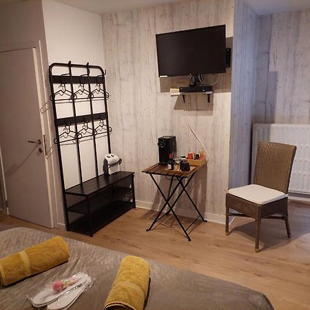 Au Doux Chardon Bed & Breakfast Durbuy Dış mekan fotoğraf