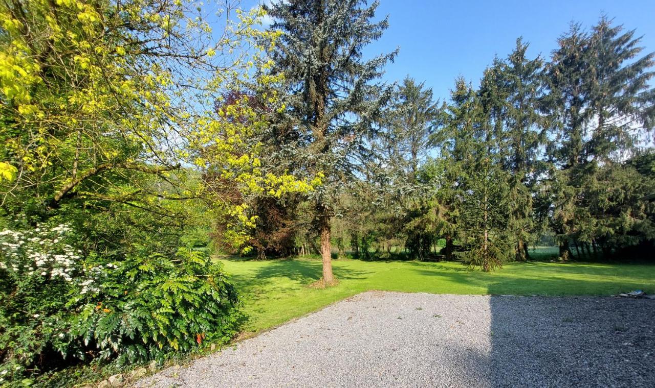 Au Doux Chardon Bed & Breakfast Durbuy Dış mekan fotoğraf