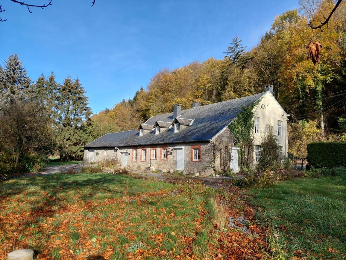 Au Doux Chardon Bed & Breakfast Durbuy Dış mekan fotoğraf