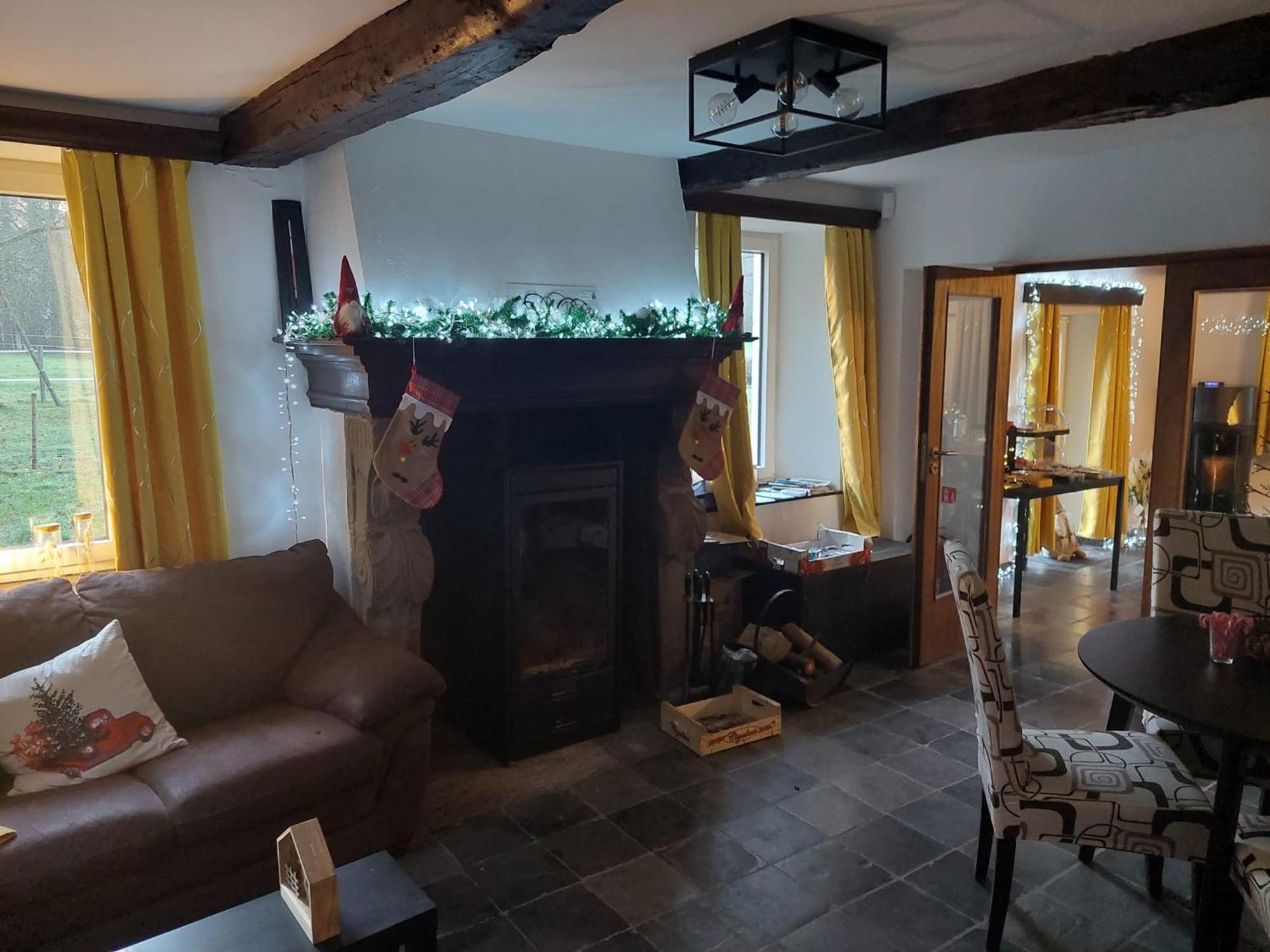 Au Doux Chardon Bed & Breakfast Durbuy Dış mekan fotoğraf